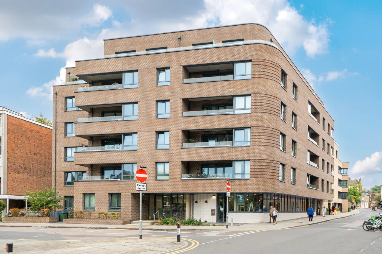 Burney Street, SE10, photo 19