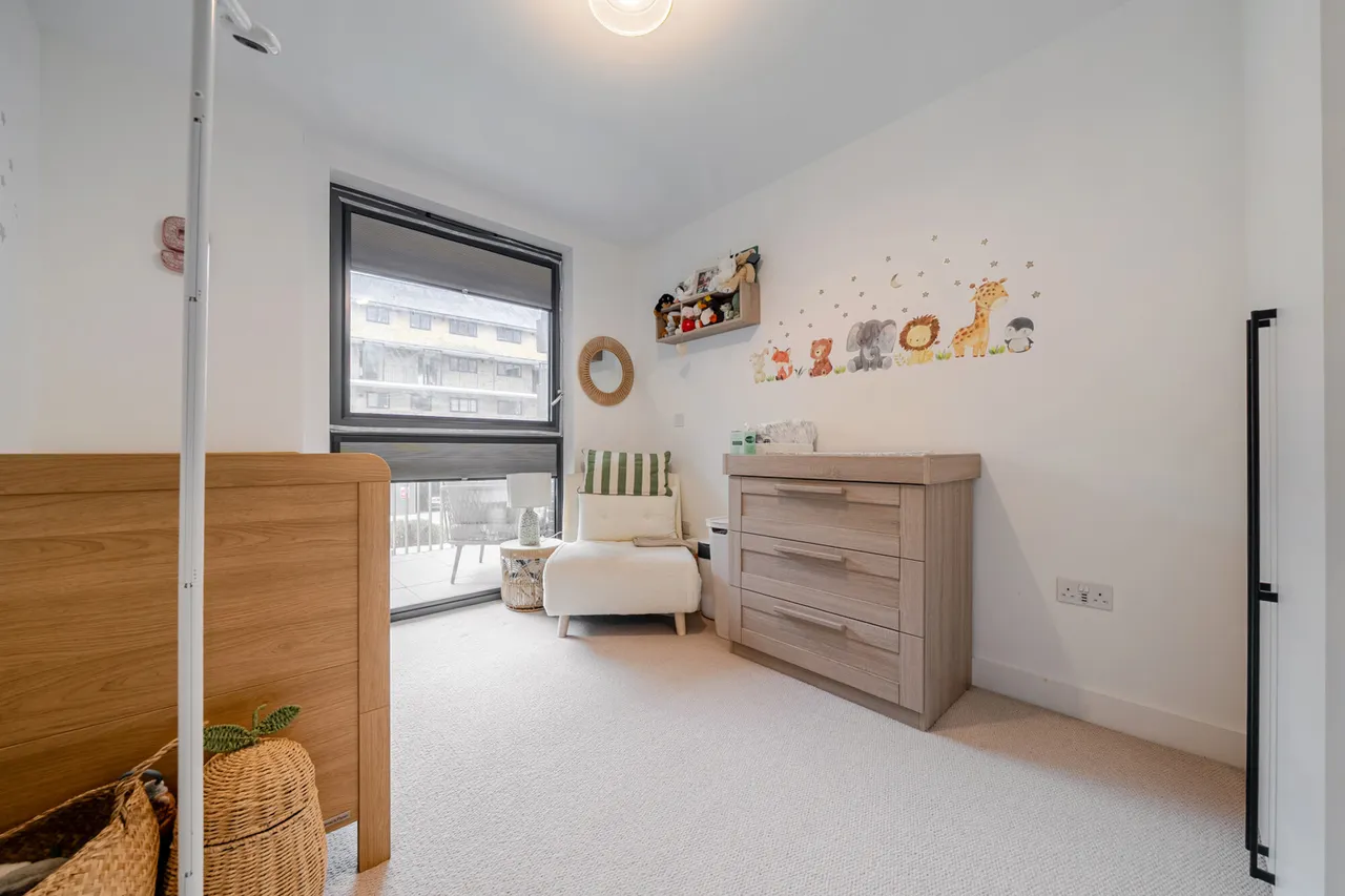 Burney Street, SE10, photo 12