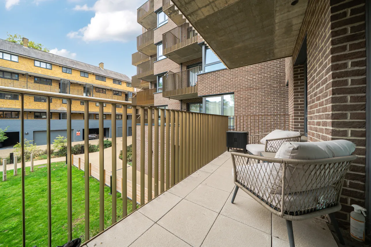 Burney Street, SE10, photo 9