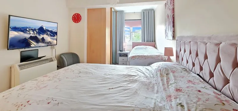 320 Rayleigh Road, Eastwood, Essex, SS9 5PZ, photo 4