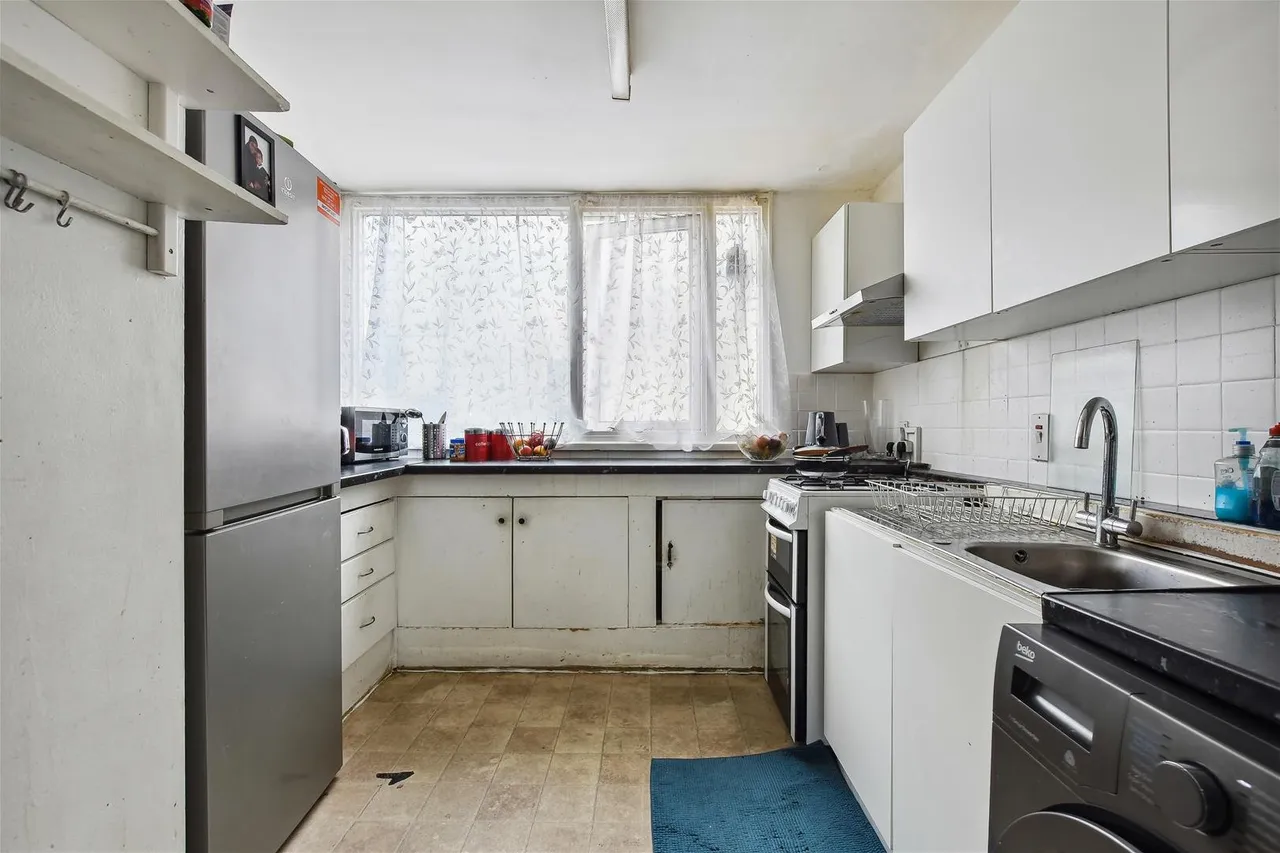 Rowley Way, London, photo 6