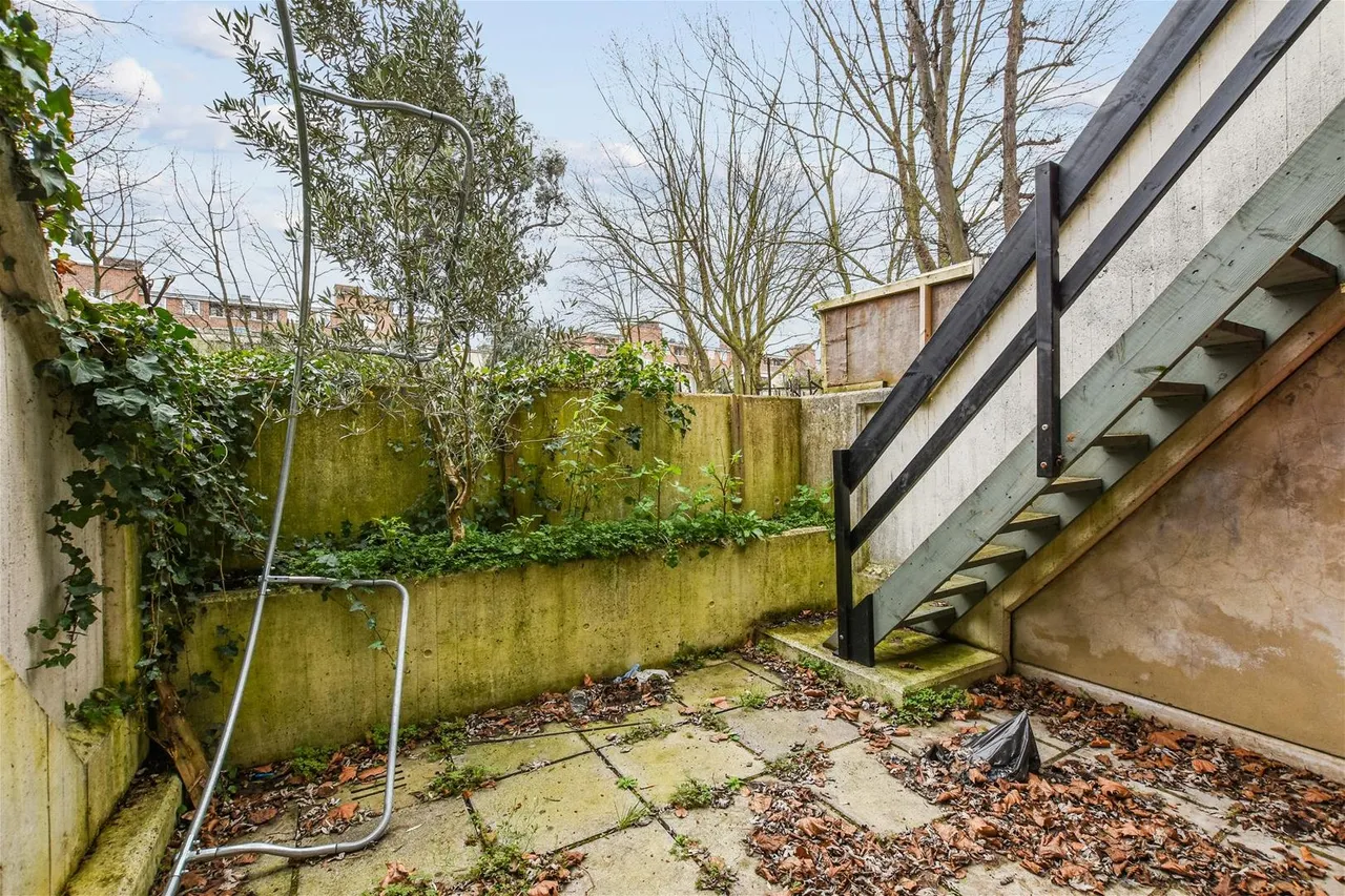 Rowley Way, London, photo 15