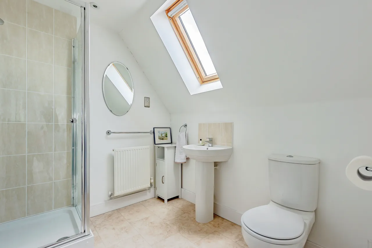Railfield Gardens, Horley, photo 12