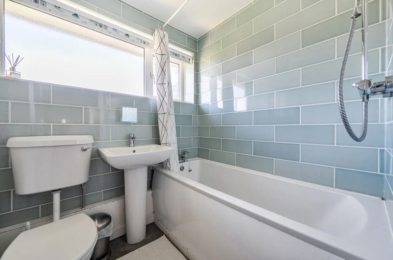 Nursery Road, Alresford, SO24, photo 7