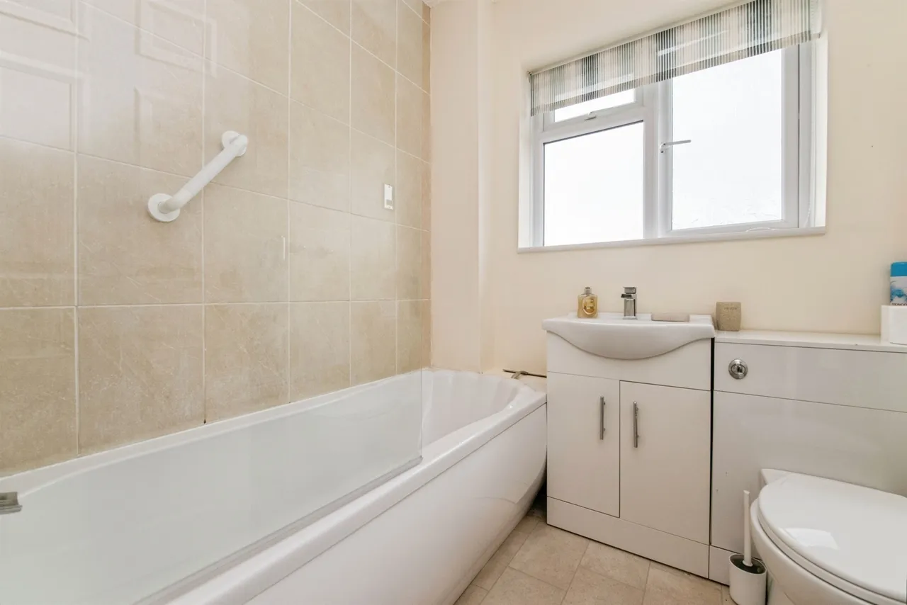 Gatehouse Close, Cullompton, photo 9