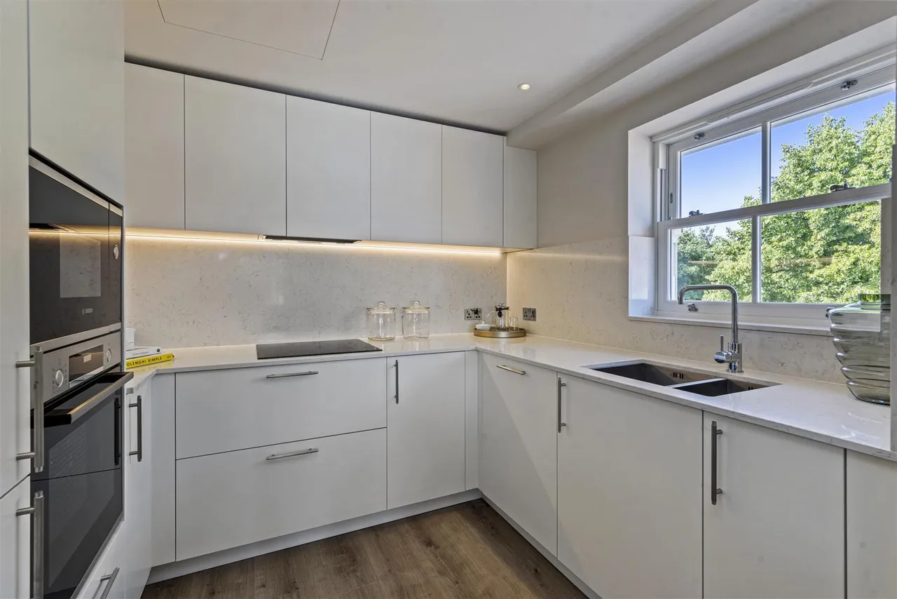 Lower Teddington Road, Hampton Wick, KT1, photo 6