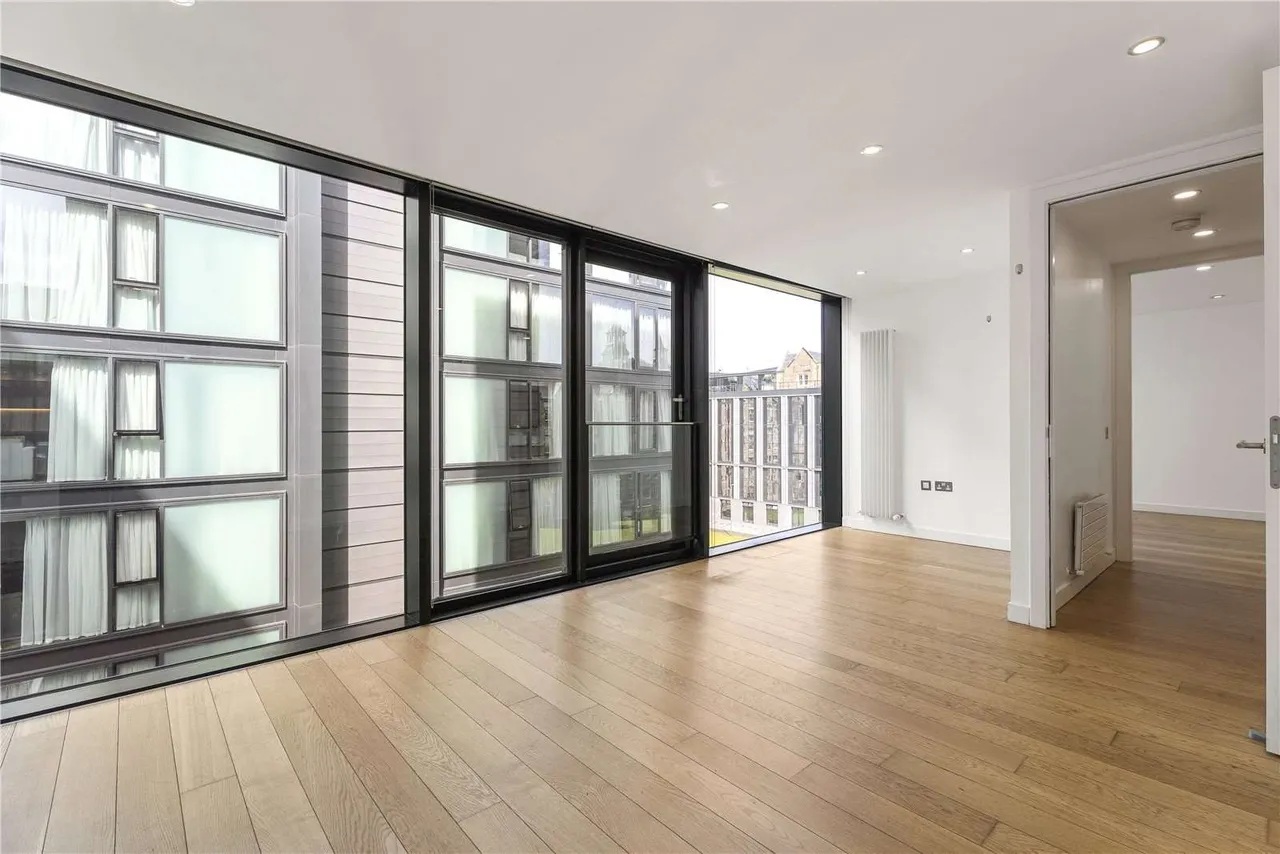 Simpson Loan, Quartermile, Edinburgh, EH3 9GH, photo 4