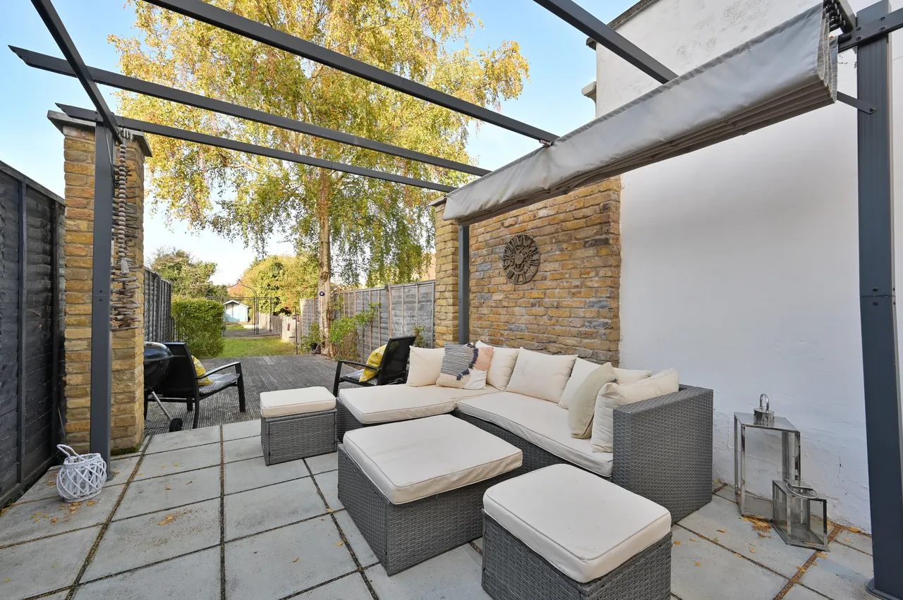 Watford, WD19, photo 20