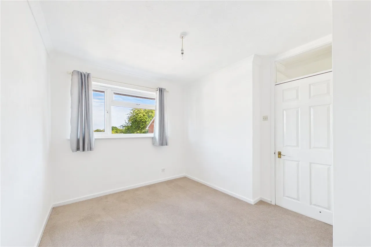 Elgar Close, Basingstoke, RG22, photo 8