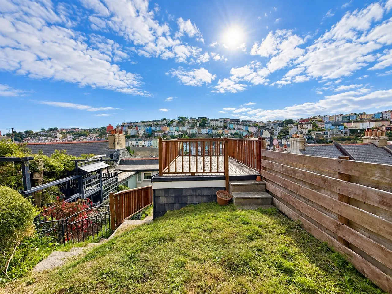 Higher Street, Brixham, photo 6