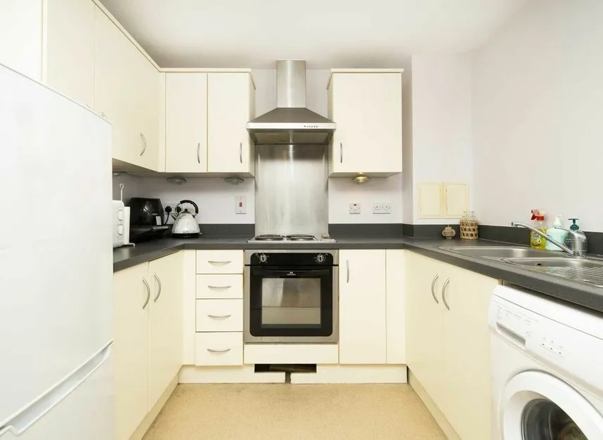 Turner Street, Canning Town, E16, photo 4