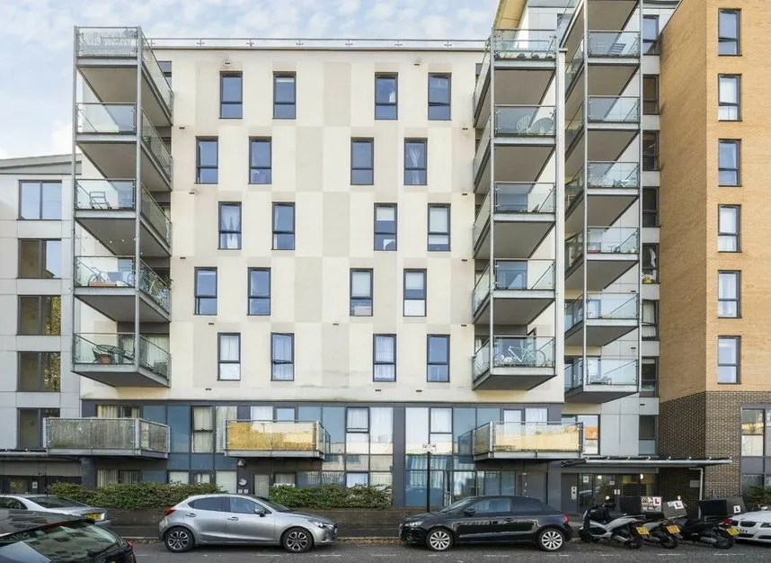 Turner Street, Canning Town, E16, photo 6