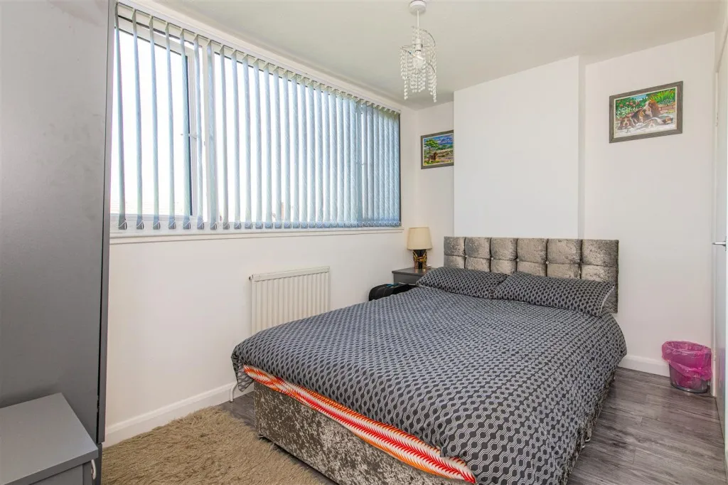 Shire Road, Corby, photo 13