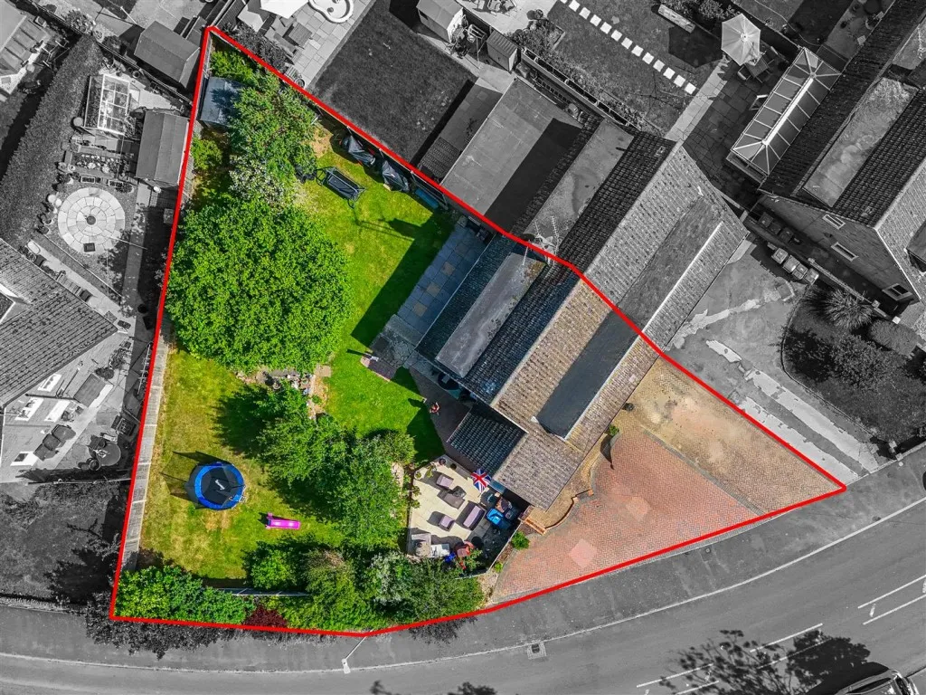 Shire Road, Corby, photo 15