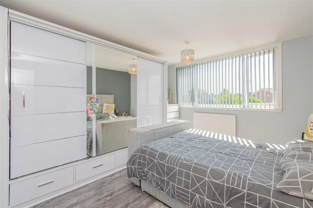 Shire Road, Corby, photo 11