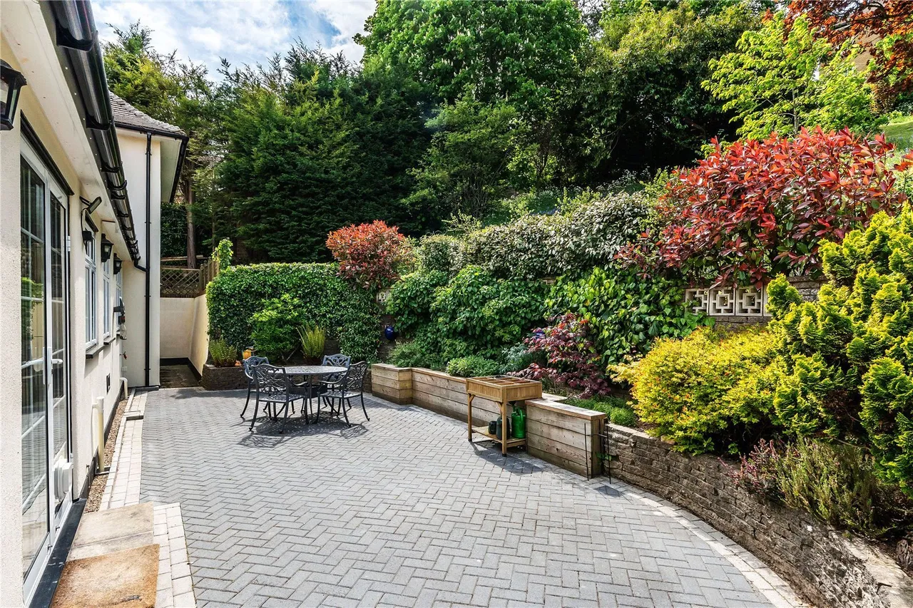 Slines Oak Road, Woldingham, CR3, photo 23