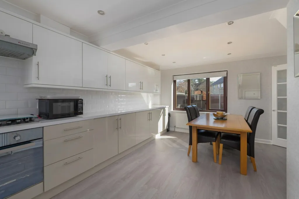 Amos Close, Beltinge, photo 5