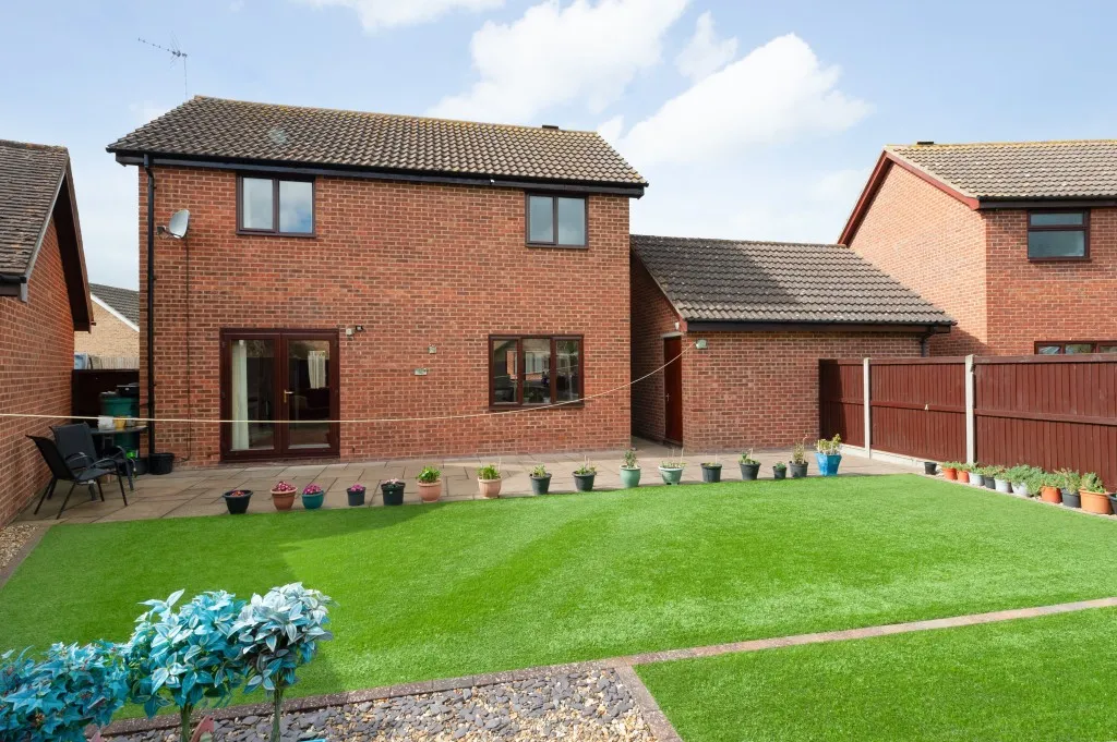 Amos Close, Beltinge, photo 9