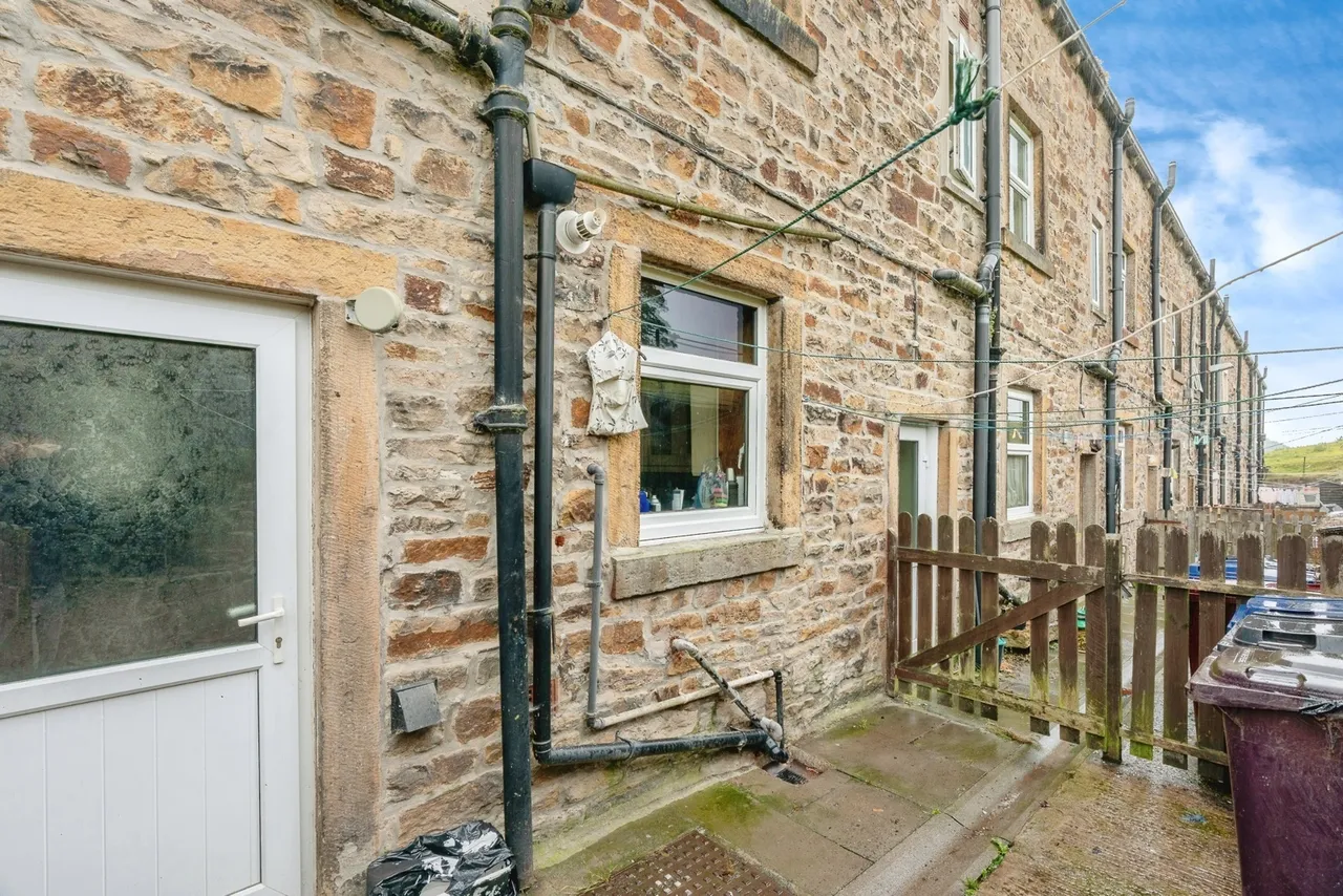 Burnley Road, Cliviger, Burnley, Lancashire, BB10, photo 5