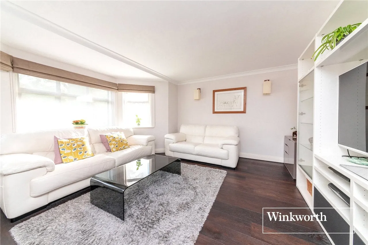 Laxmi Court, 52 Dollis Avenue, Finchley, London, N3, photo 6