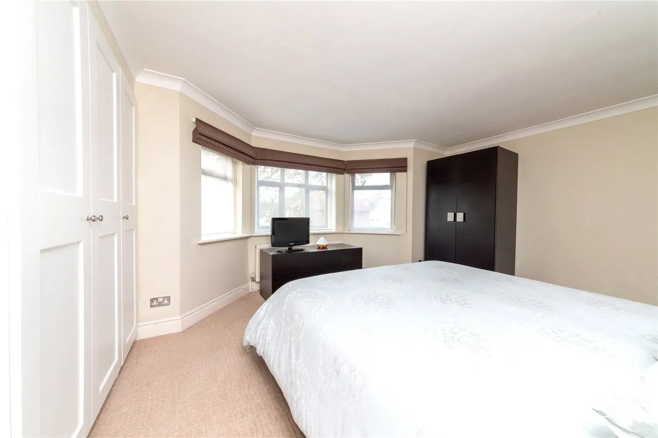 Laxmi Court, 52 Dollis Avenue, Finchley, London, N3, photo 7