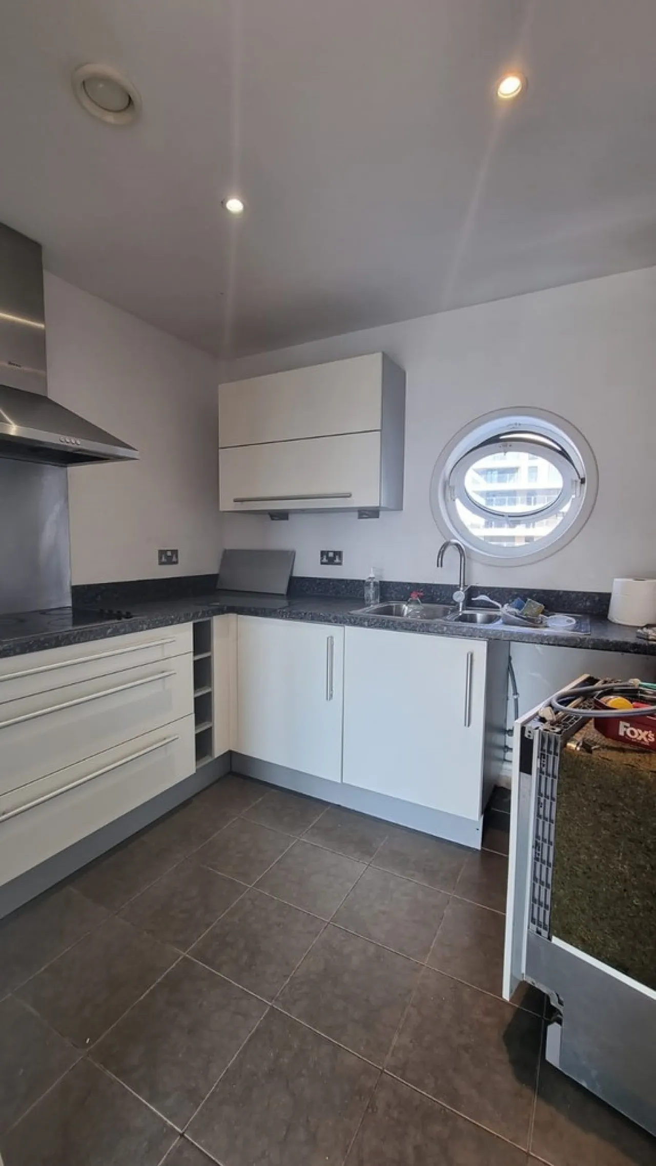 Beatrix, Victoria Wharf, CF11, photo 7