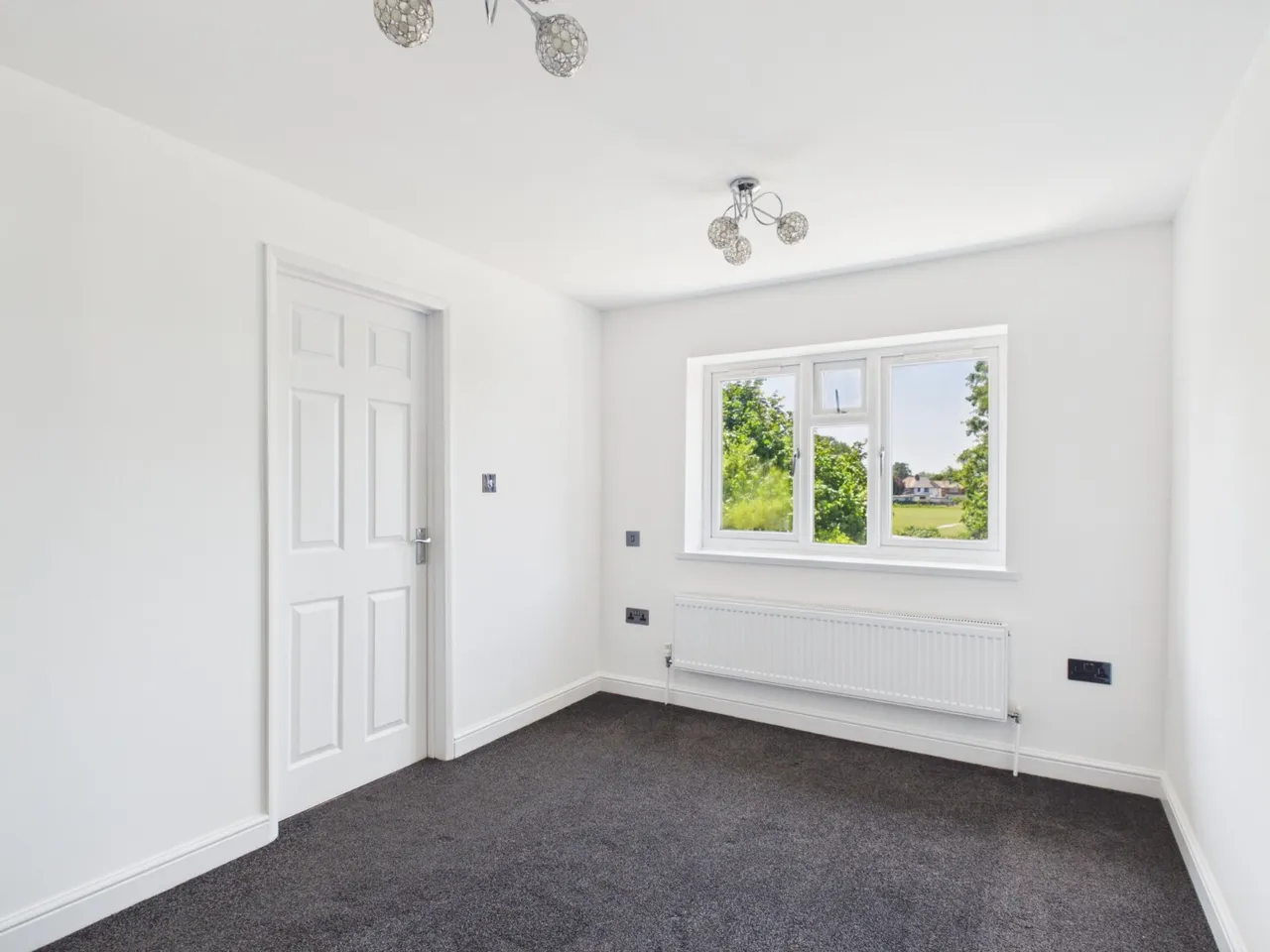 Staines-upon-Thames, Surrey, photo 14