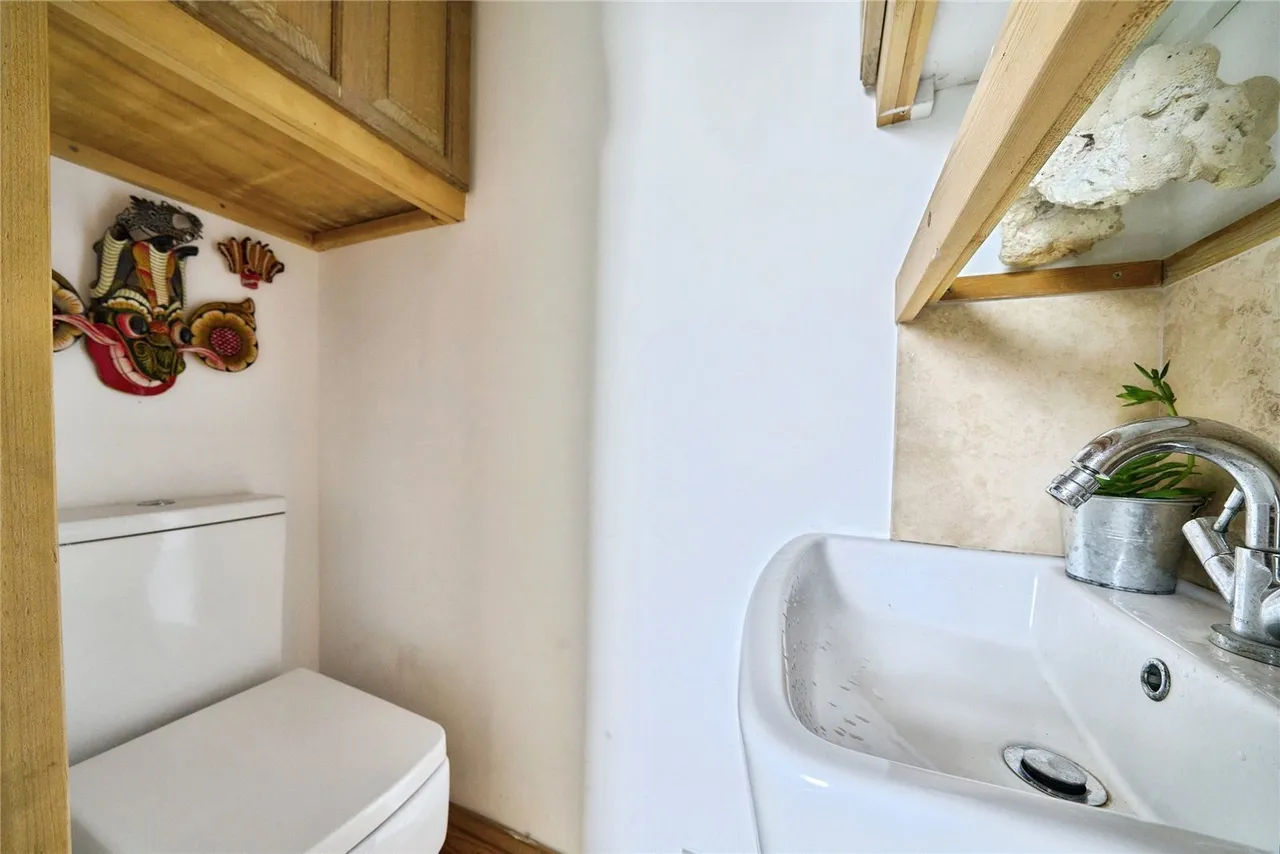 Manbey Grove, London, E15, photo 17