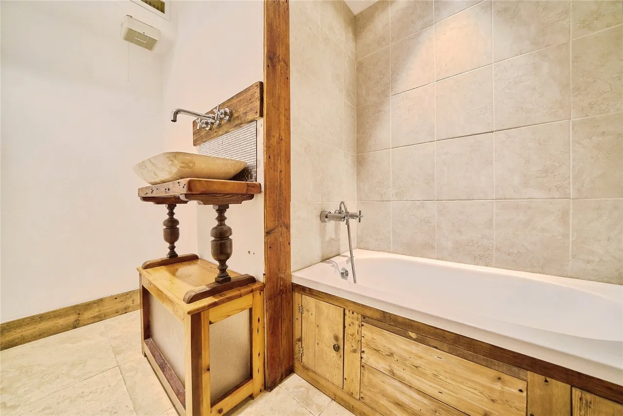 Manbey Grove, London, E15, photo 22