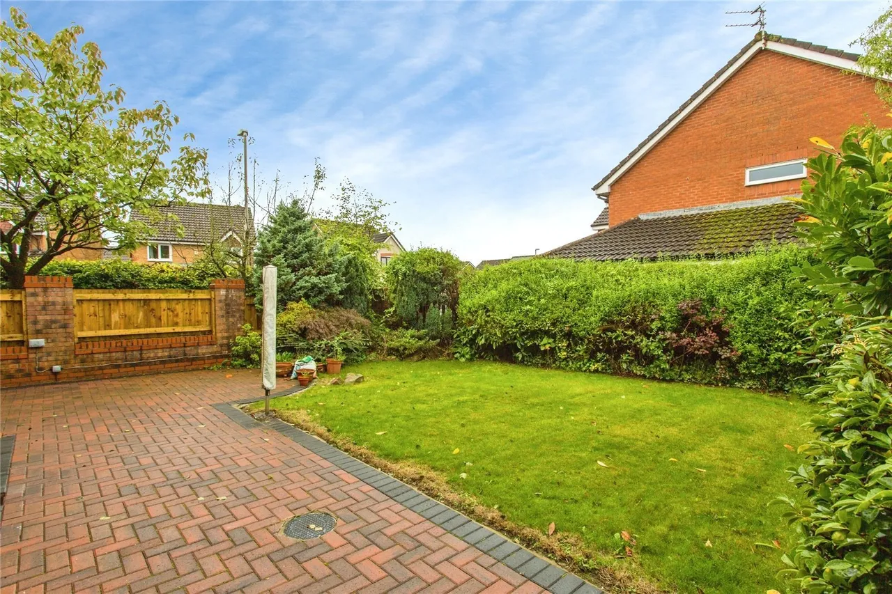 Pendle Hill Close, Grimsargh, PR2, photo 19