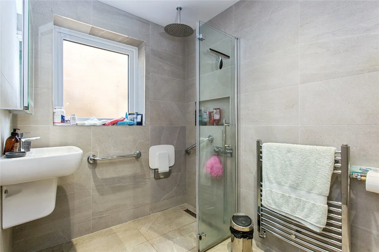 Pendle Hill Close, Grimsargh, PR2, photo 13