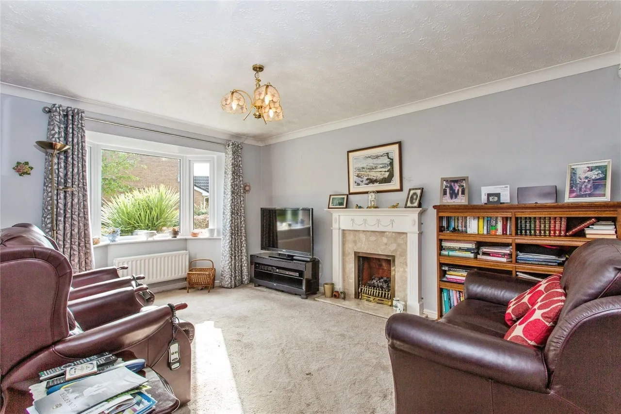Pendle Hill Close, Grimsargh, PR2, photo 6