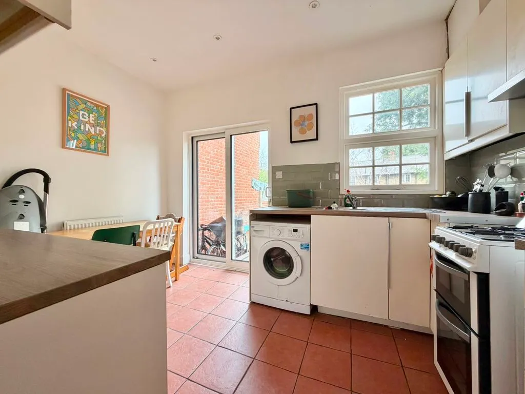 Risley Avenue, London N17 7HJ, photo 6