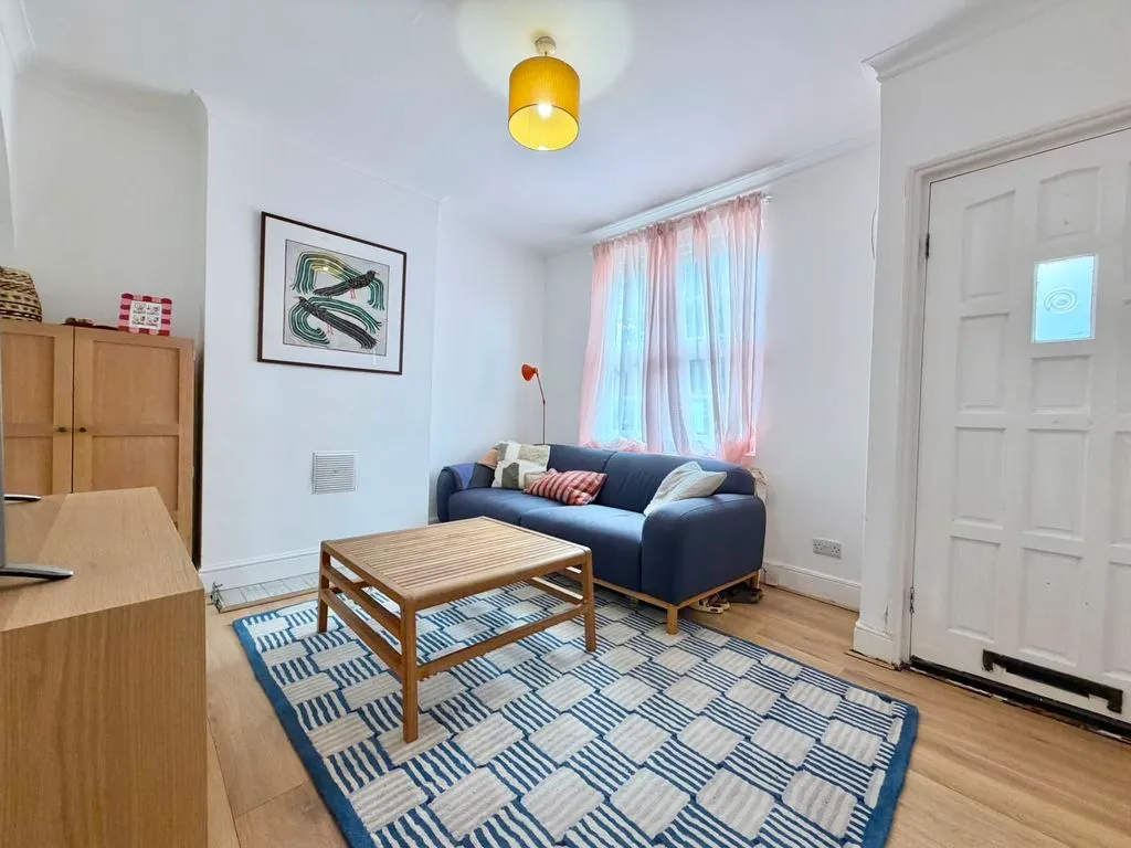 Risley Avenue, London N17 7HJ, photo 11
