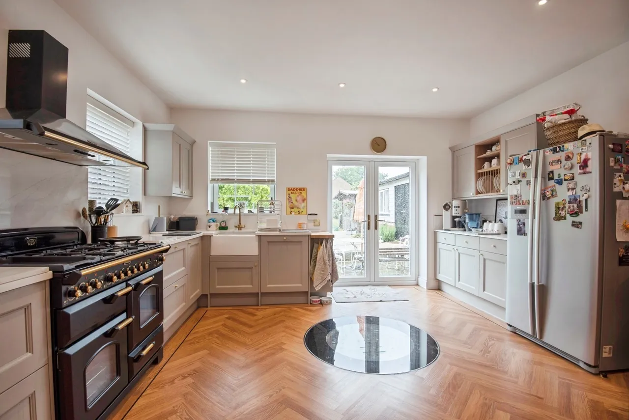 Stotfold Road, Arlesey, Bedfordshire, SG15, photo 9