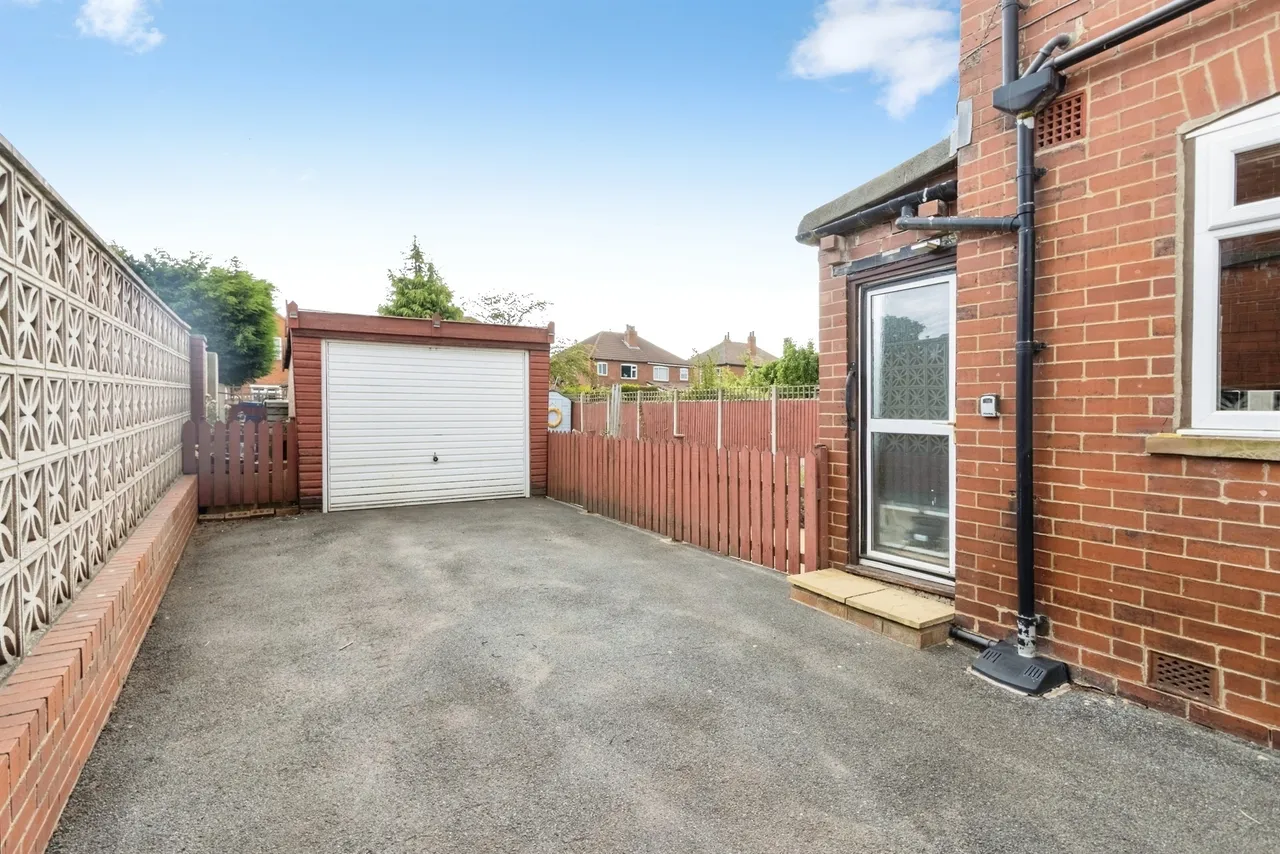York Road, Leeds, photo 2