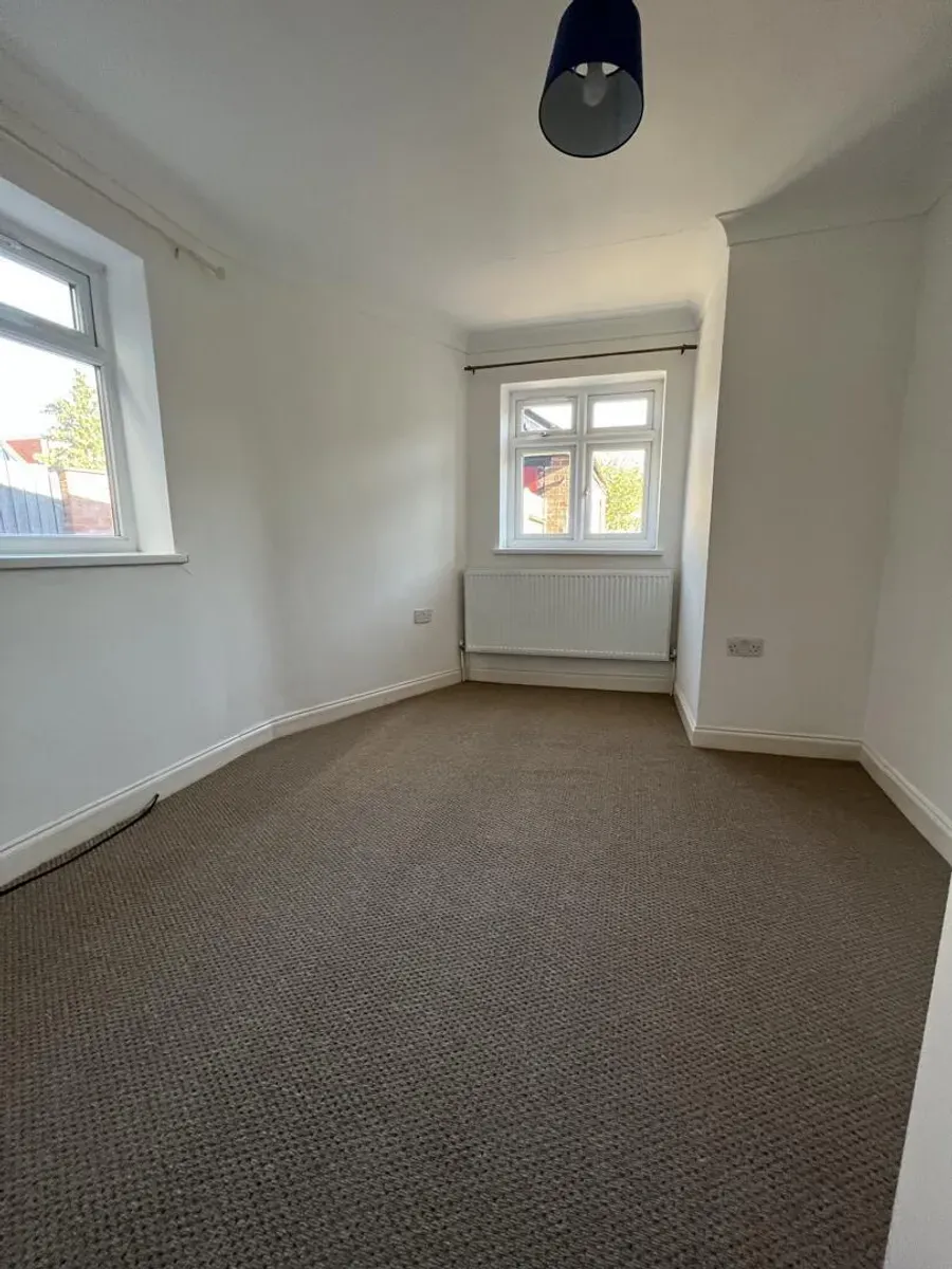 Whitton Road, Twickenham, photo 5