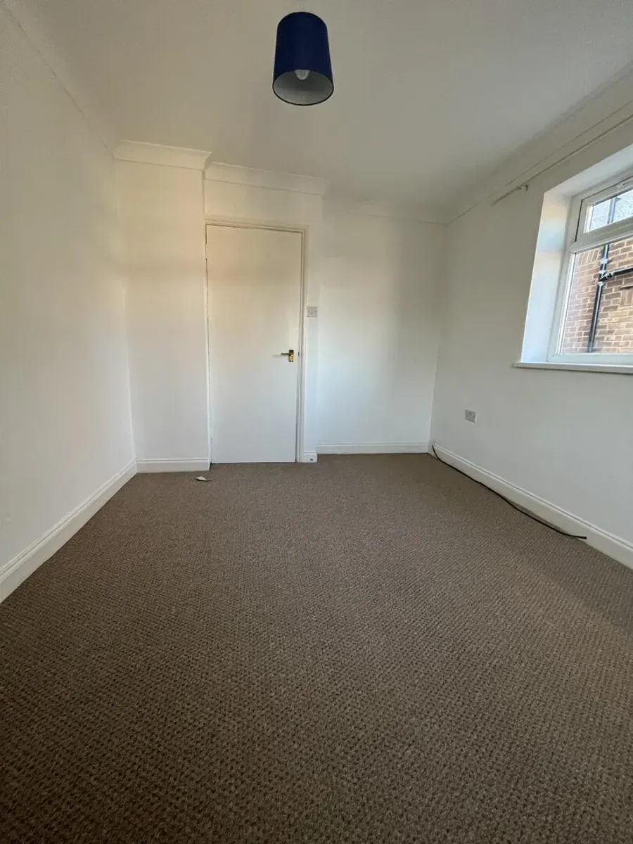 Whitton Road, Twickenham, photo 6