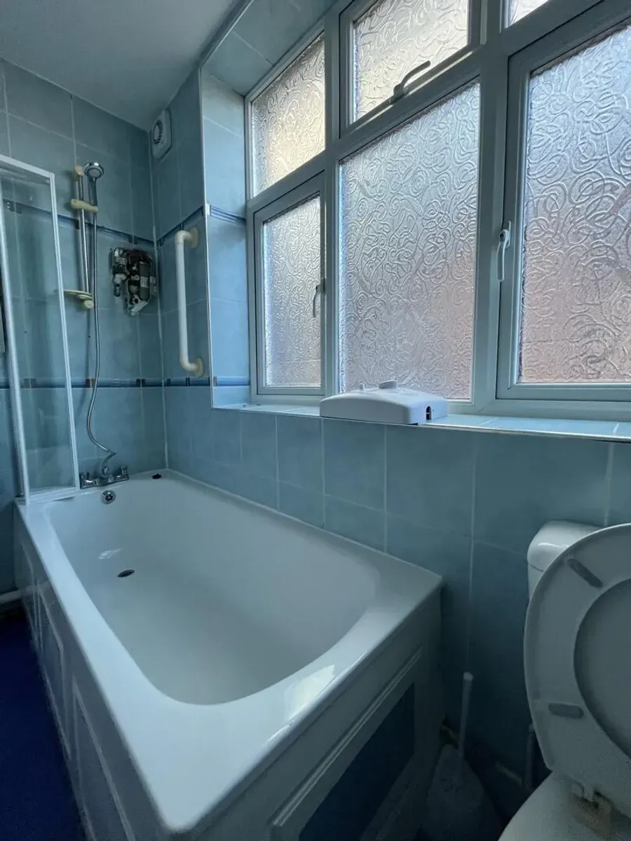 Whitton Road, Twickenham, photo 8