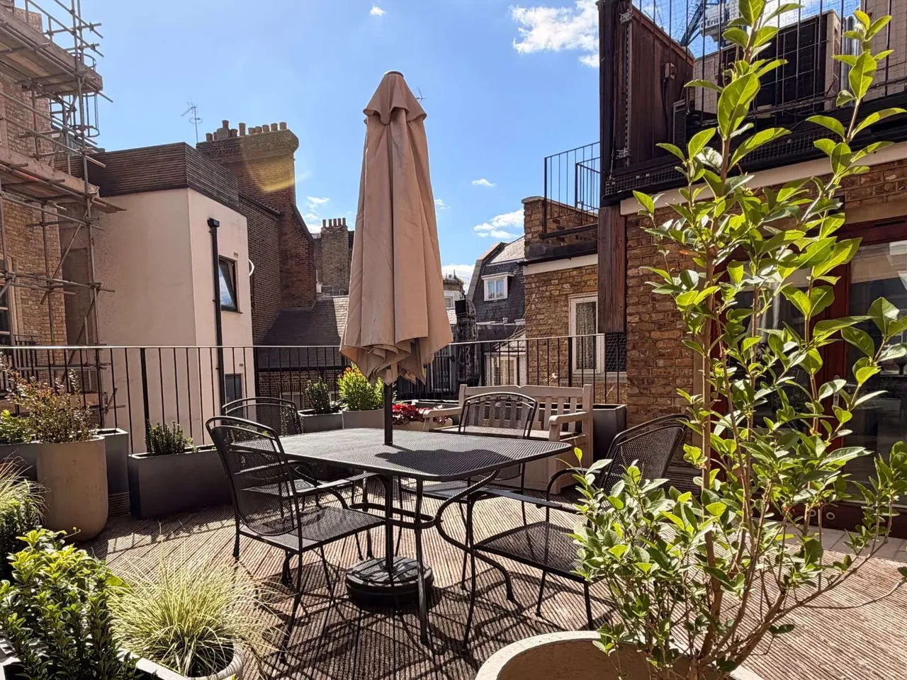 Pollen Street, London, United Kingdom, W1S 1NE, photo 2