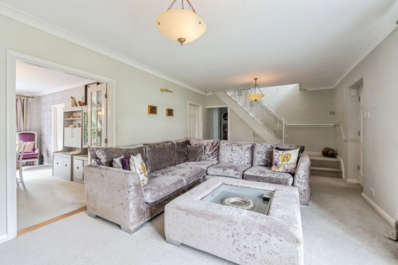 Clifton Way, Shenfield, CM13, photo 5