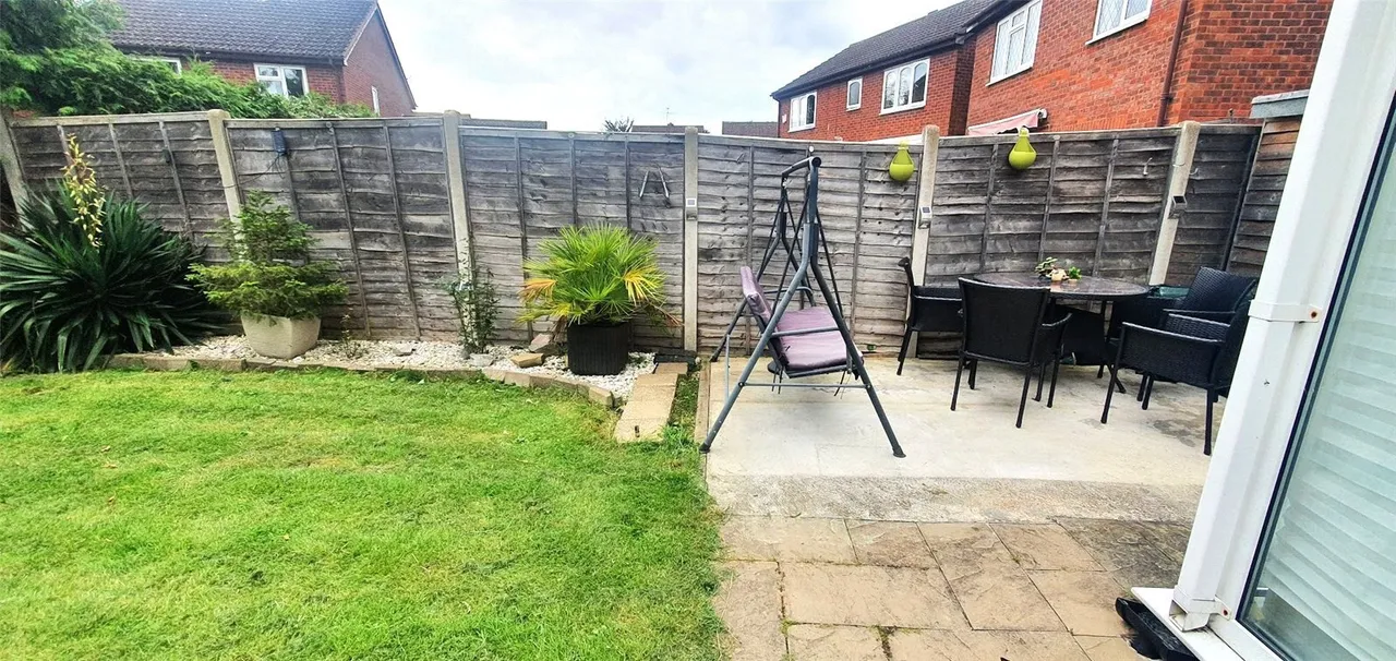 Rowlheys Place, West Drayton, UB7, photo 19