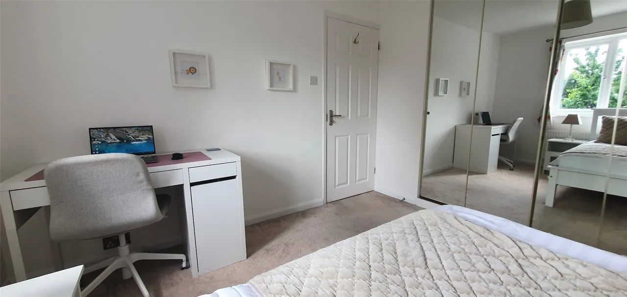 Rowlheys Place, West Drayton, UB7, photo 17
