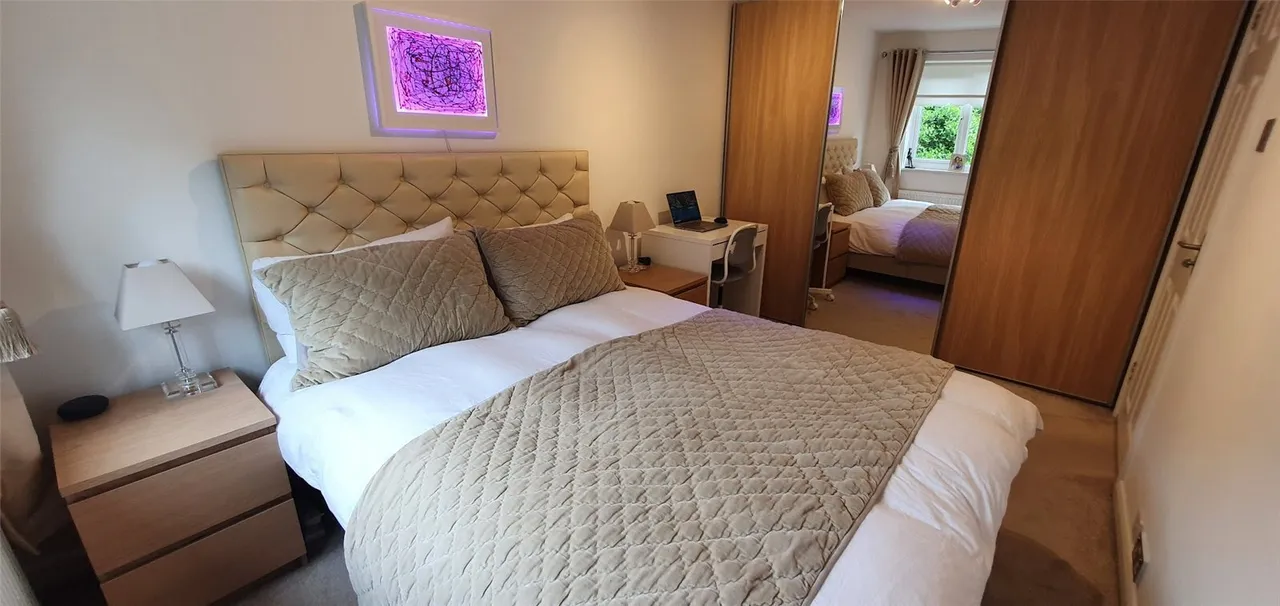 Rowlheys Place, West Drayton, UB7, photo 16