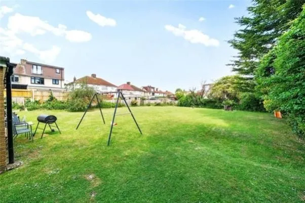 Footscray Road, London, SE9, photo 14