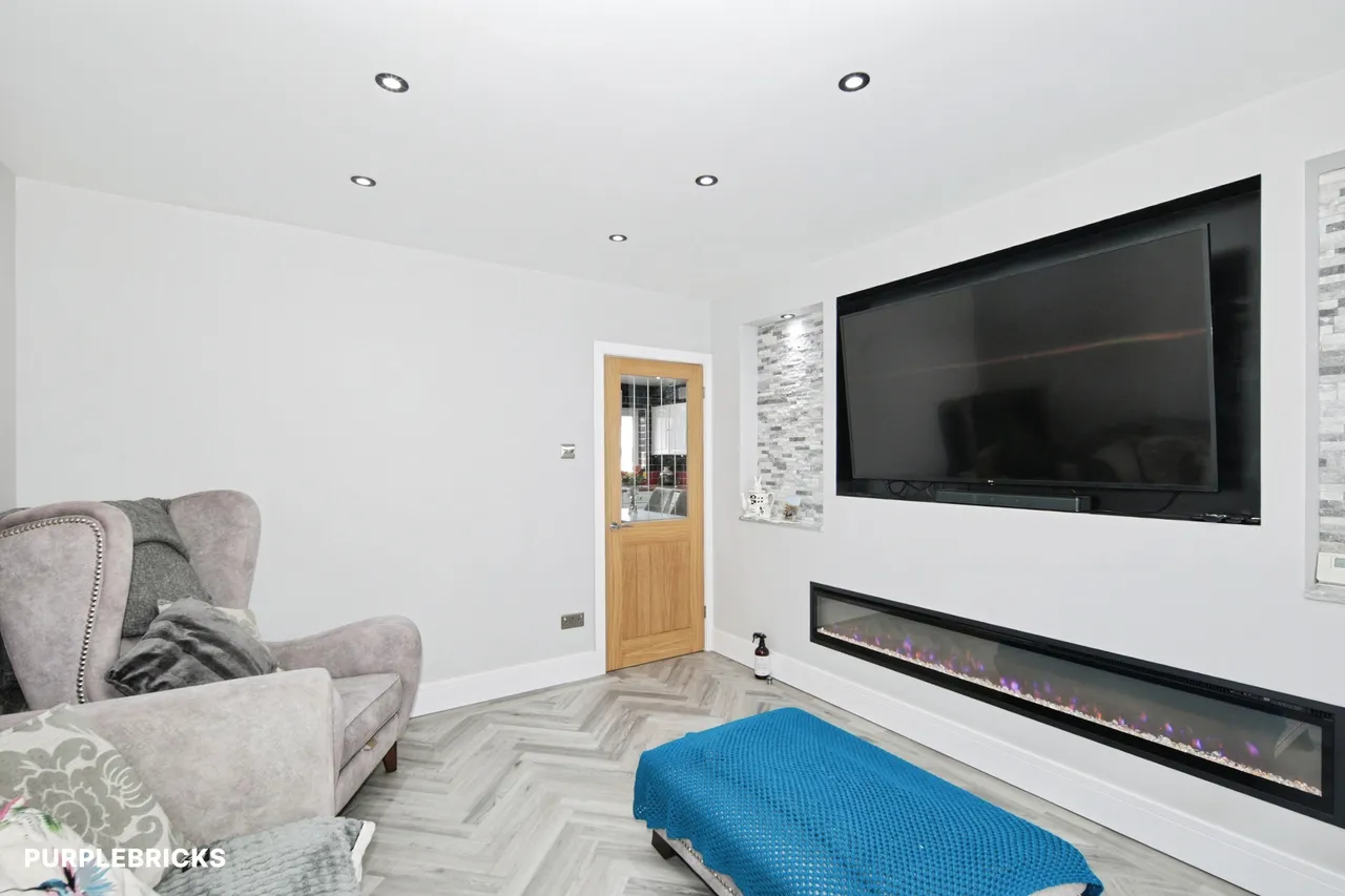 Mendip Drive, Nuneaton, CV10, photo 5
