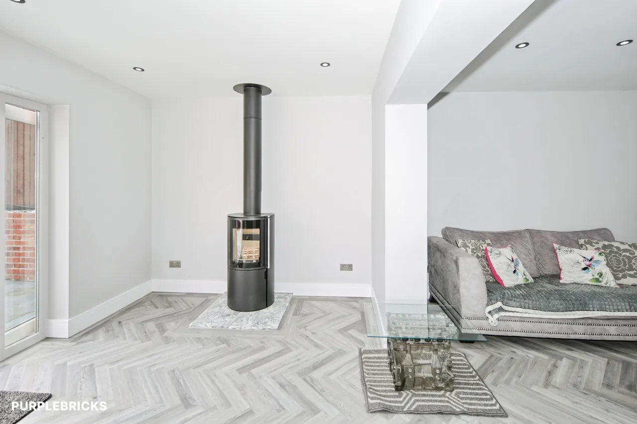 Mendip Drive, Nuneaton, CV10, photo 12