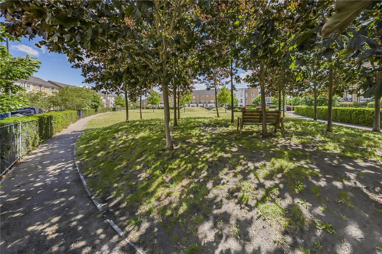 Autumn Way, West Drayton, UB7, photo 5