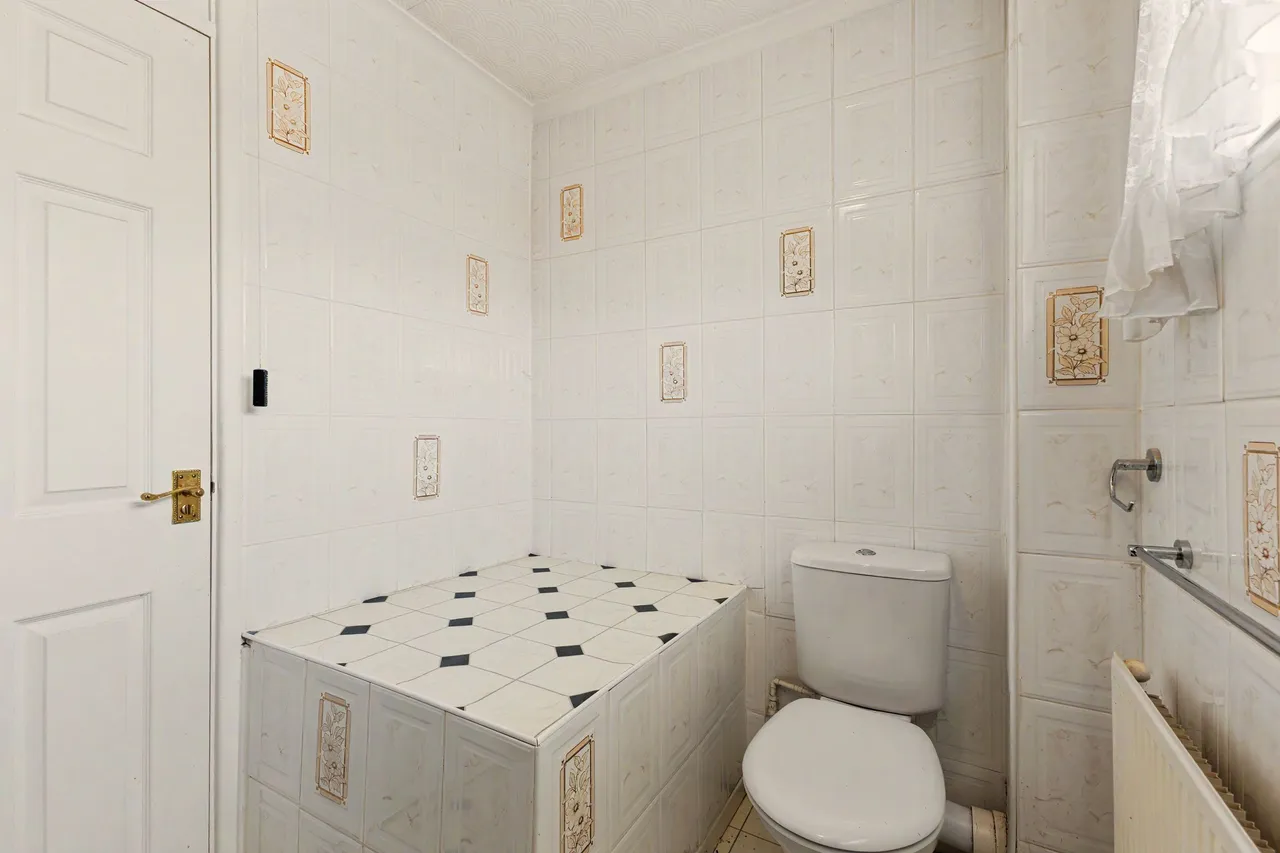 Alexandra Road, Evesham, WR11, photo 14