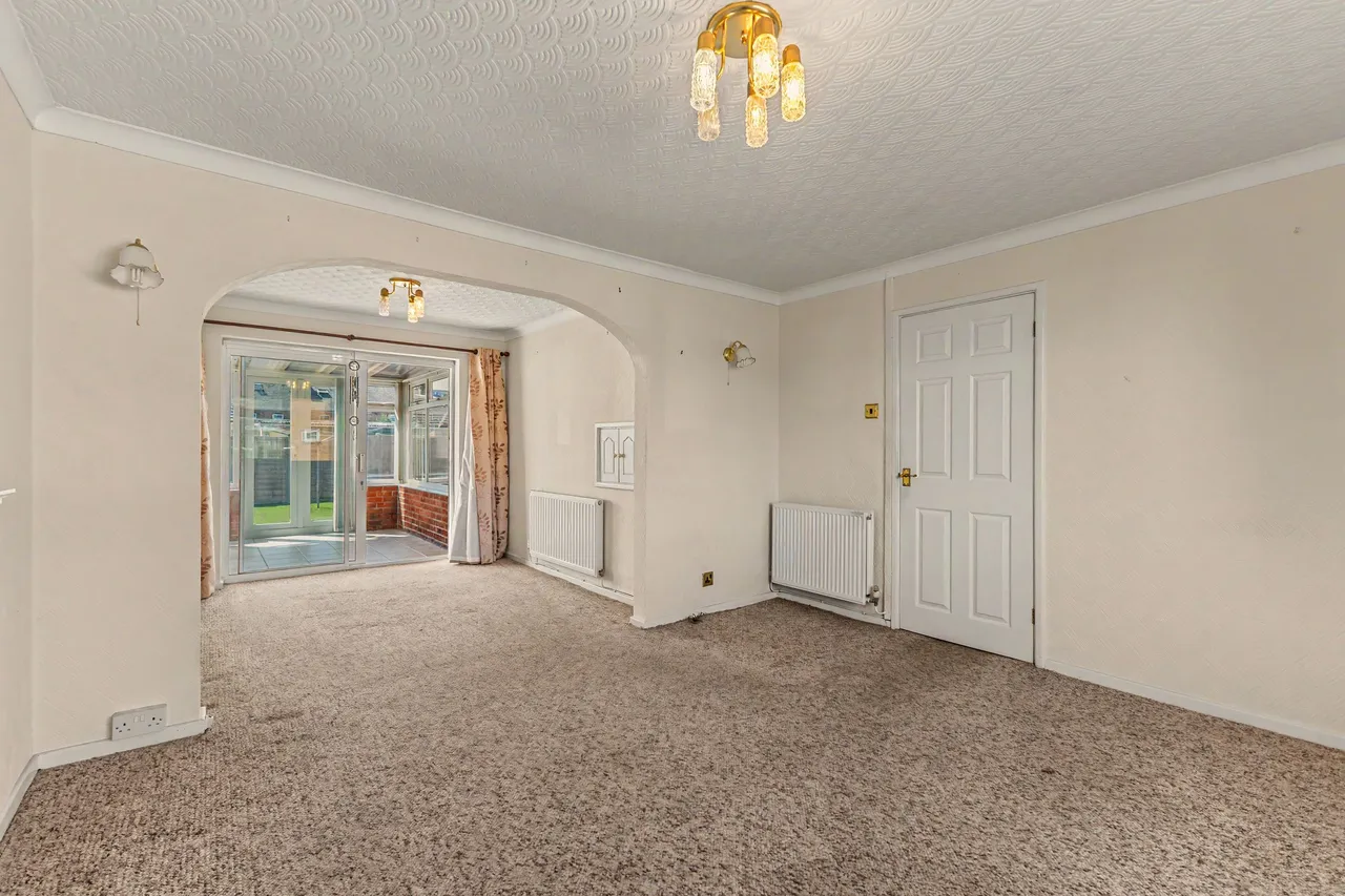 Alexandra Road, Evesham, WR11, photo 6